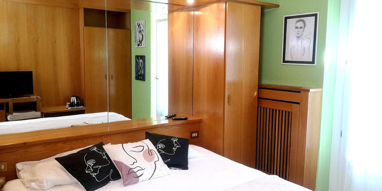 Hotel Villa Milano Peio Fonti Exteriör bild